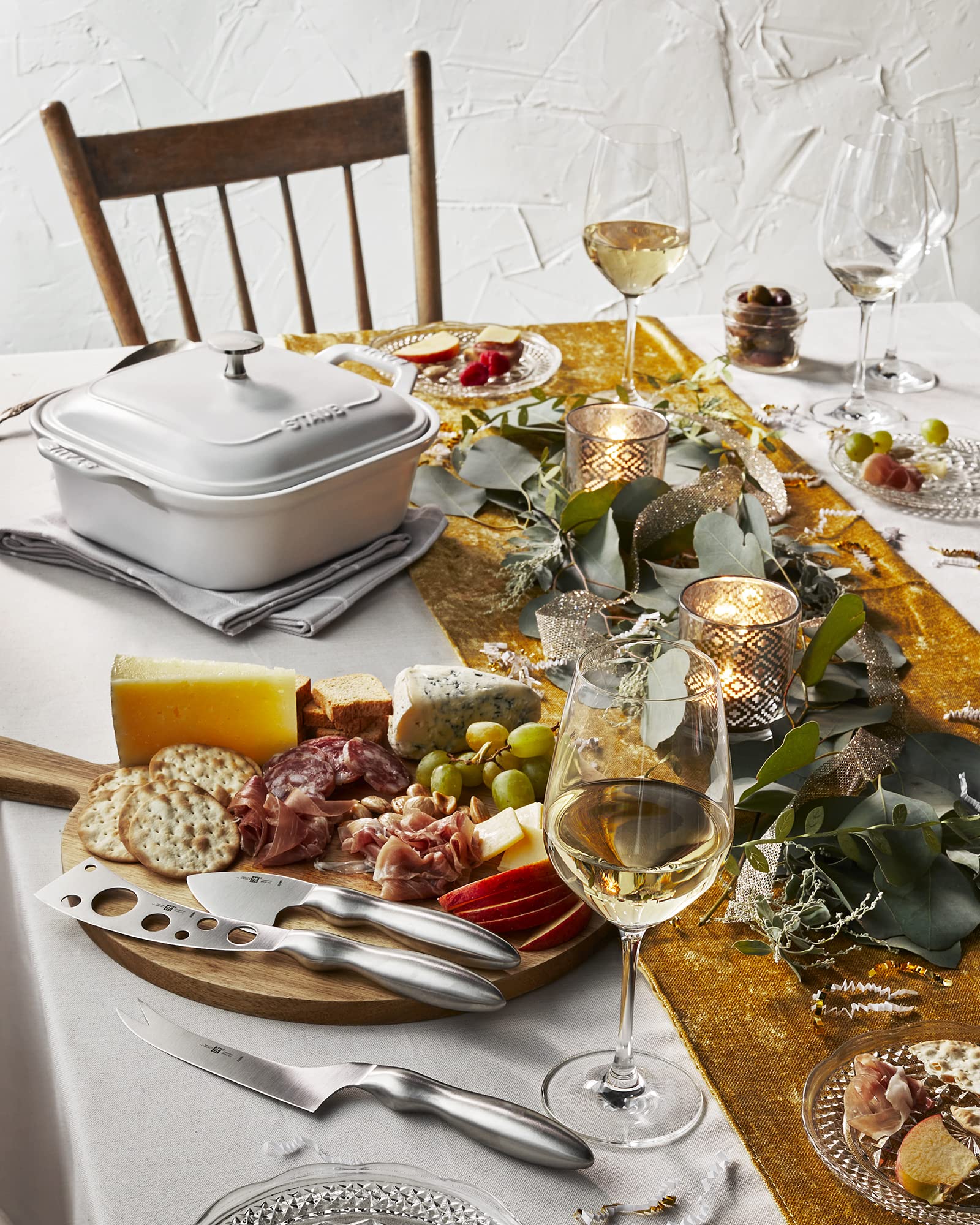 ZWILLING 4-pc Kitchen Towel Set, Quick-Drying, Lint-Free, Machine-Washable, Gray - Image 4