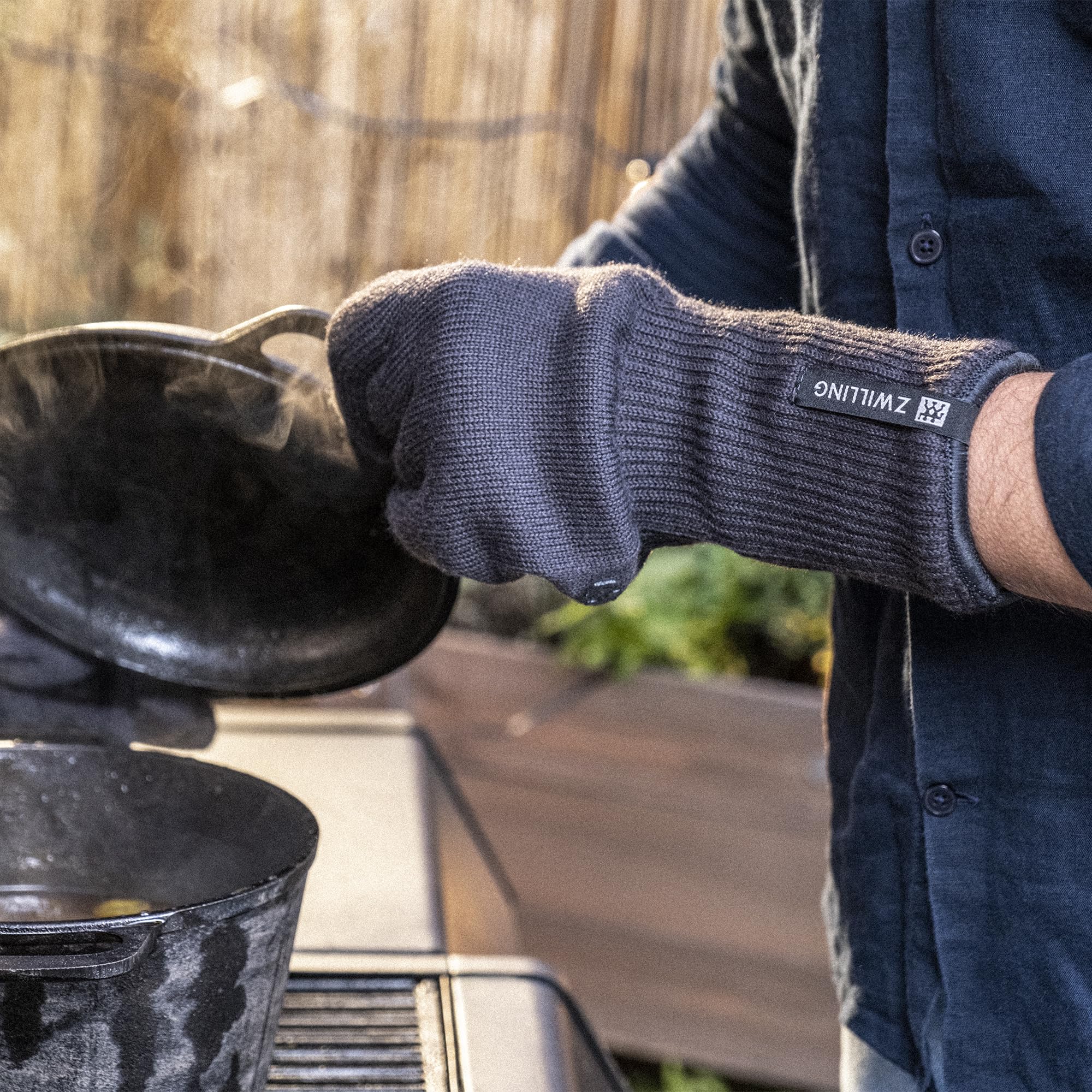 ZWILLING BBQ+ Heat Resistant Protection Grill Gloves - Image 5