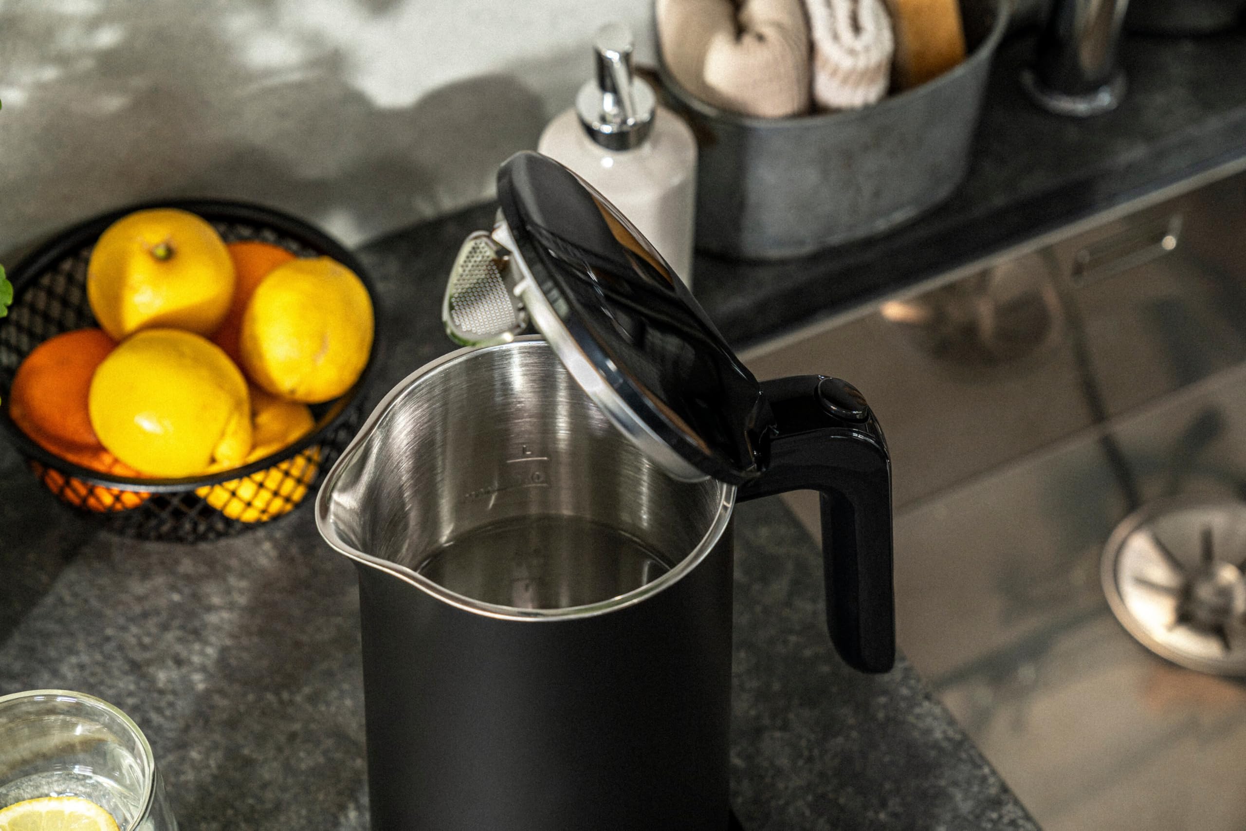 ZWILLING Enfinigy Cool Touch 1-Liter Electric Kettle Pro, Cordless Tea Kettle & Hot Water - Black - Image 5