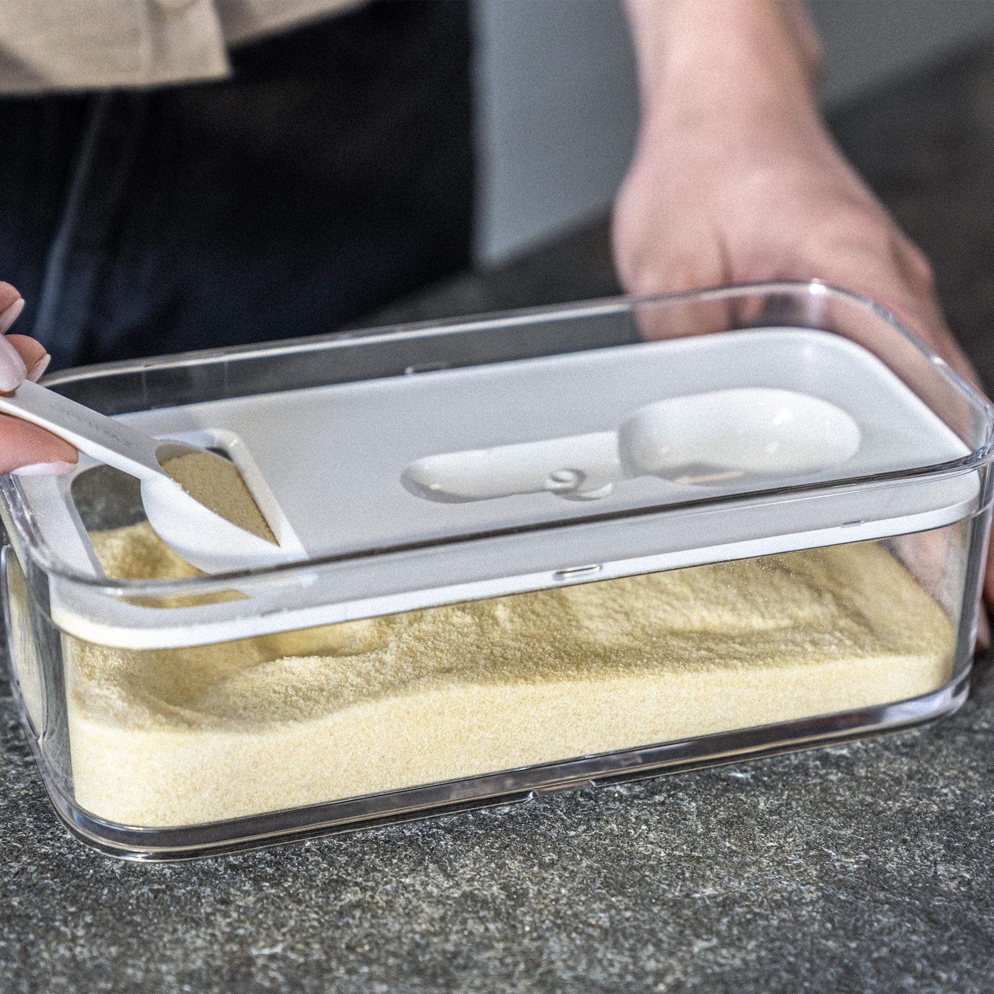 ZWILLING Fresh & Save Cube Box Starter Set, 5-pc, Plastic, Airtight Dry Food Container, Medium Cube Set with Pump - Image 4