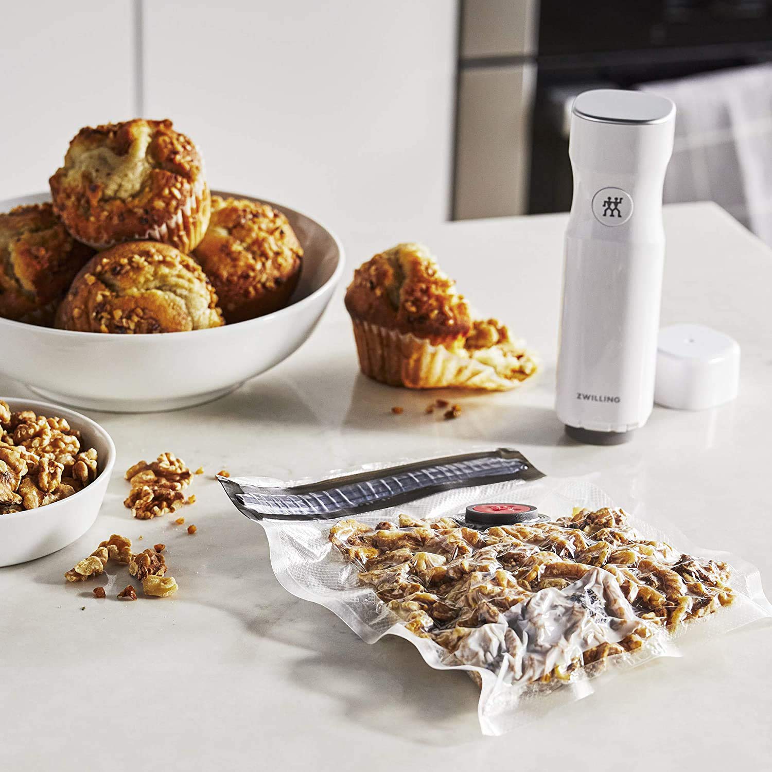 ZWILLING Fresh & Save Vacuum Sealer Machine Starter Set with Airtight Food Storage Container Glass, Sous Vide Bags, Meal Prep - Image 11