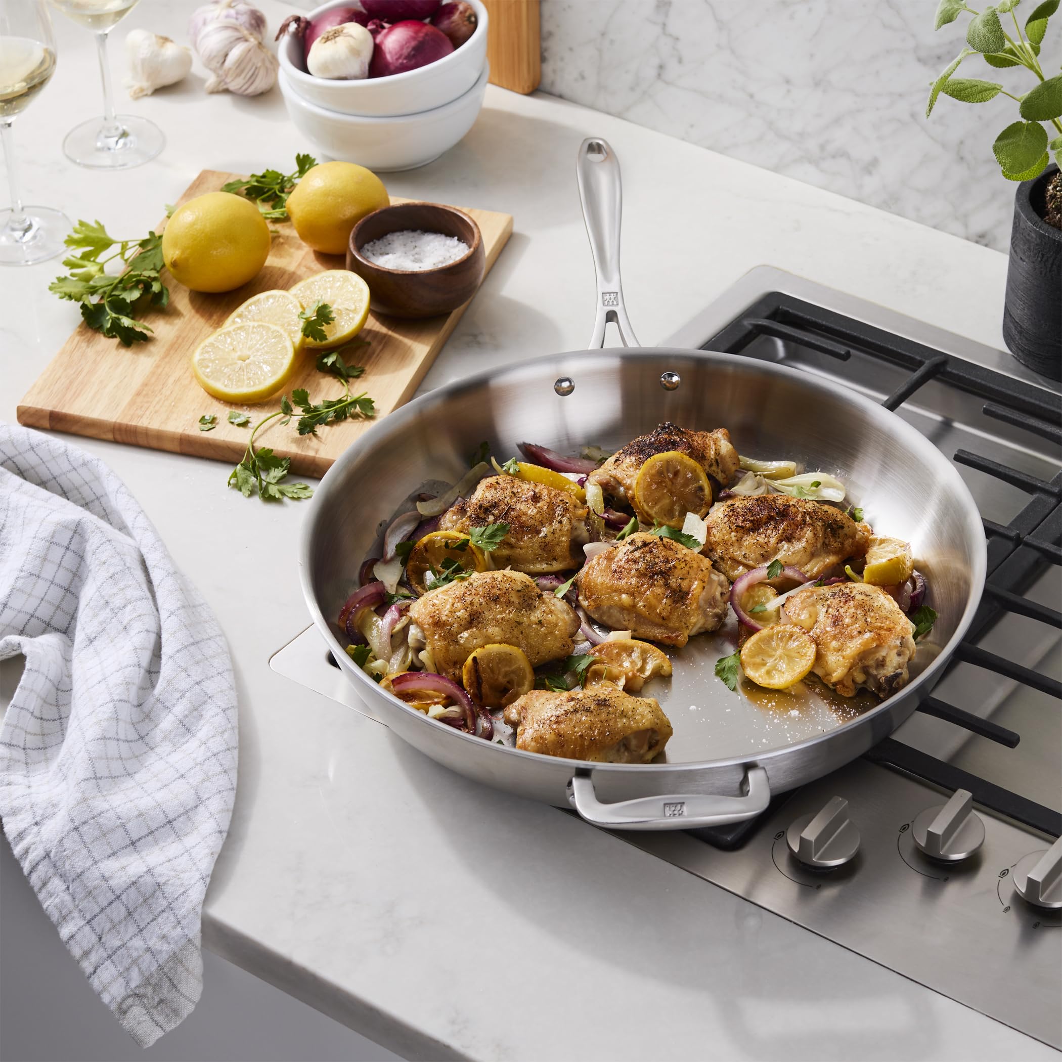 ZWILLING Spirit 3-ply 14-inch Stainless Steel Fry Pan - Image 3