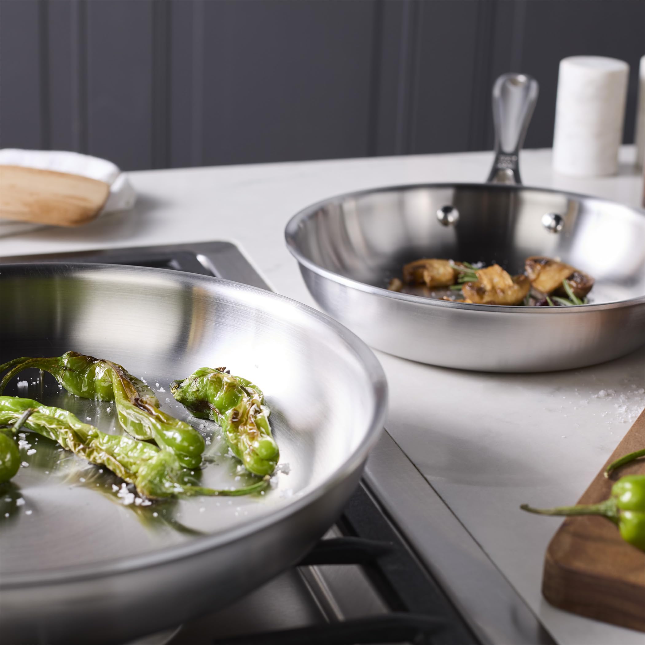 ZWILLING Spirit 3-ply 2-pc Stainless Steel Fry Pan Set - Image 3