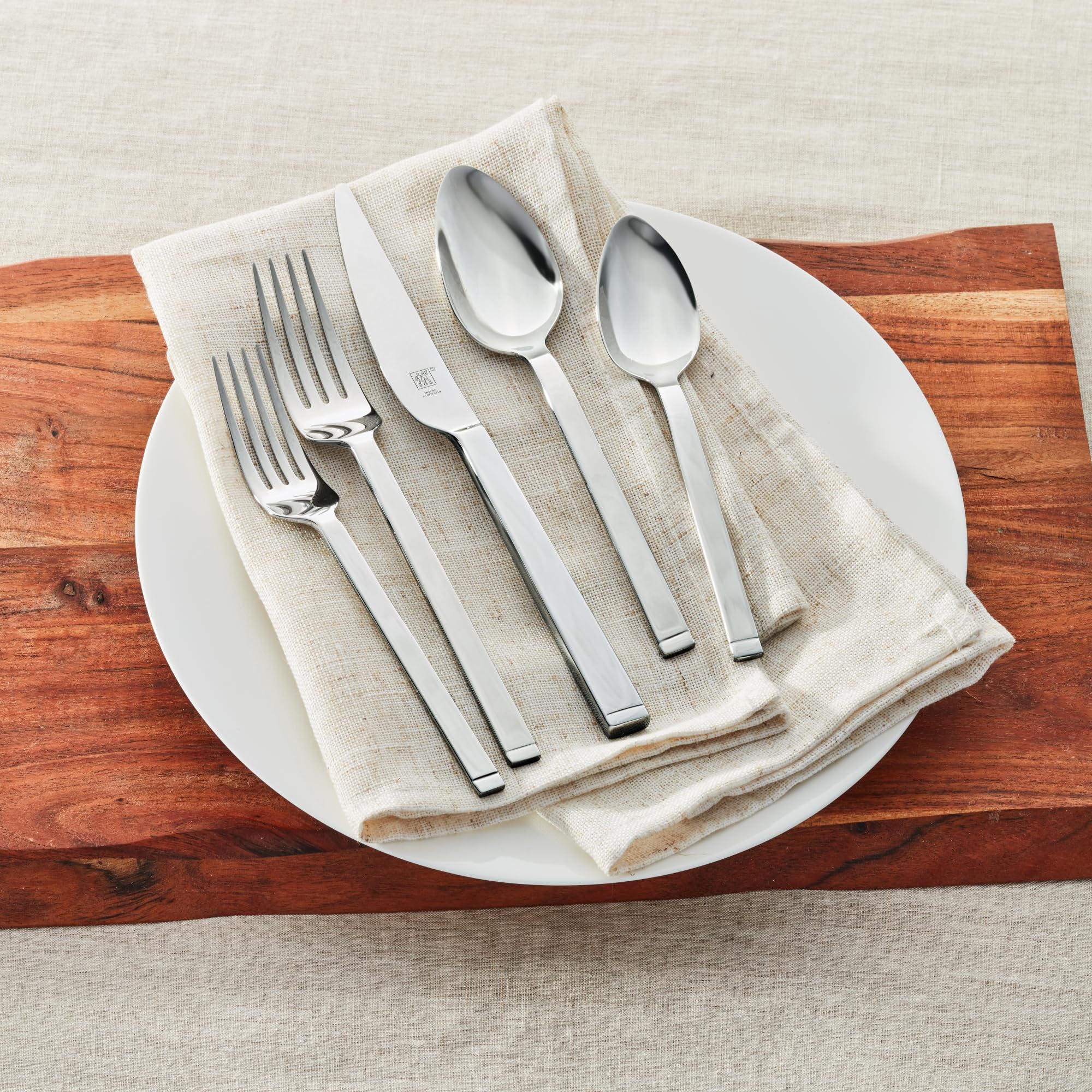 ZWILLING Squared 45-pc 18/10 Stainless Steel Flatware Set - Image 5