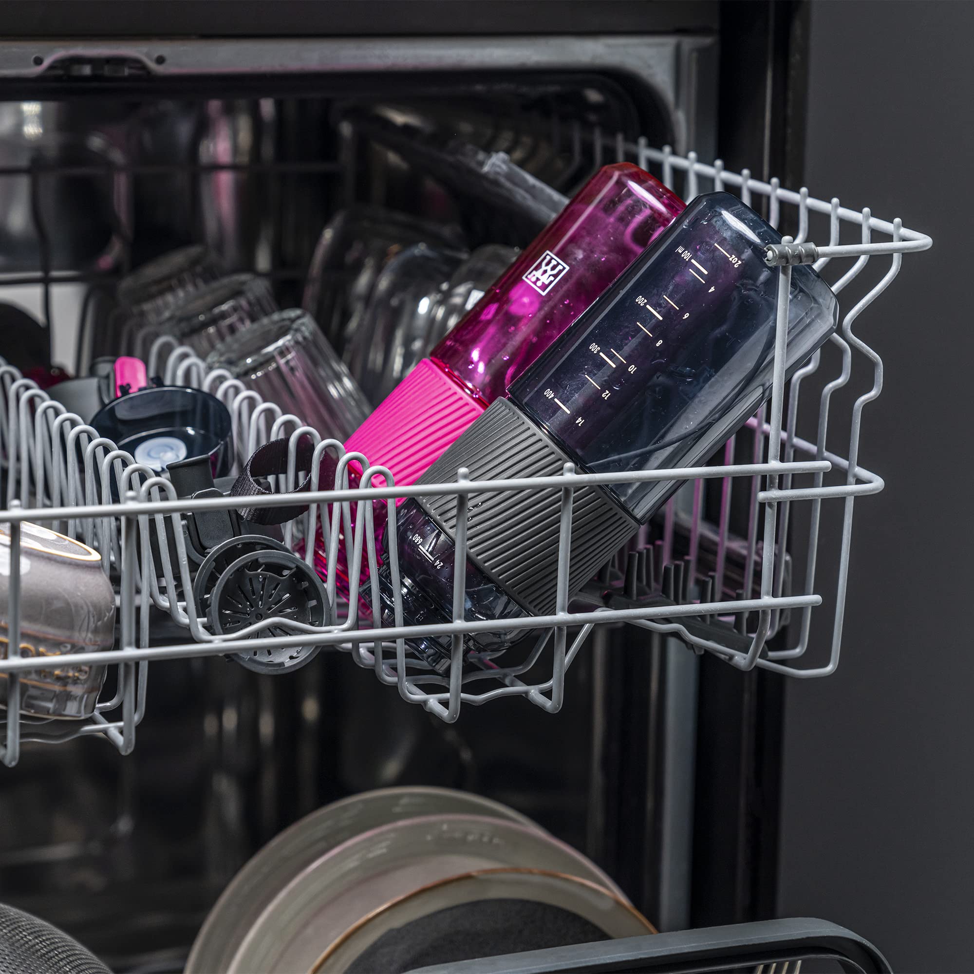 ZWILLING Tritan 24-ounce Water Bottle - Black - Image 4