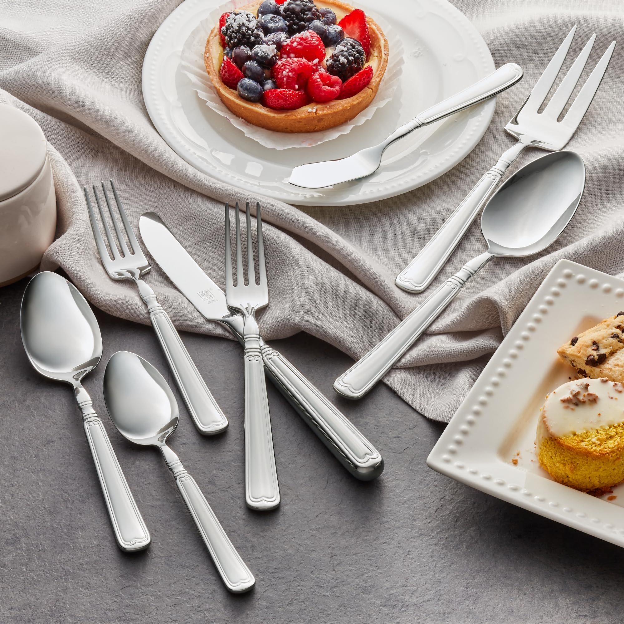 ZWILLING Vintage 1876 23-pc 18/10 Stainless Steel Flatware Set - Image 3